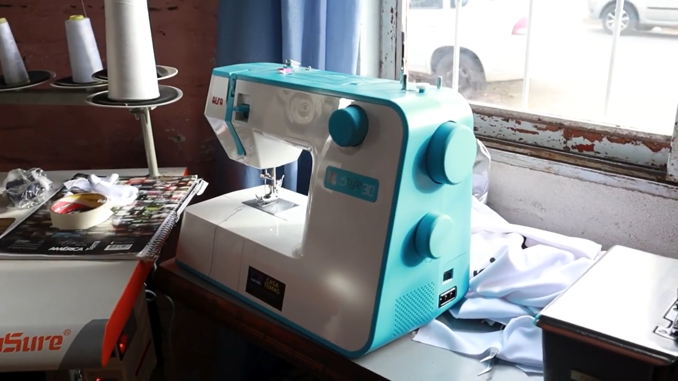 Funda Maquina de coser Alfa Next to U - JUAN LUCAS - TIENDAS ACTIVA